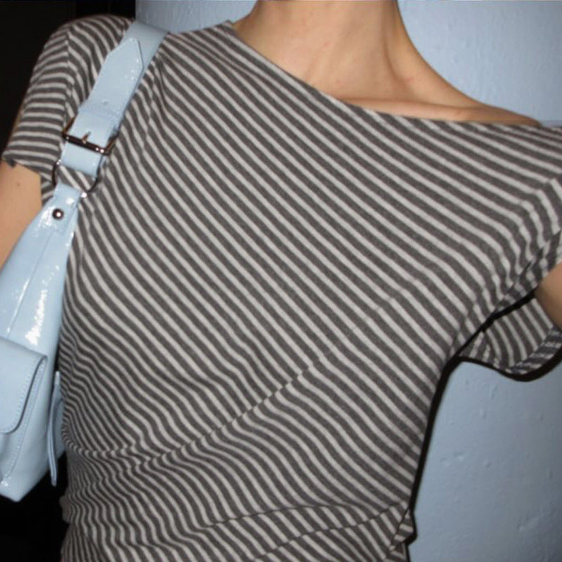 Hot Girl Personality Fashion Shoulder-baring Irregular T-shirt